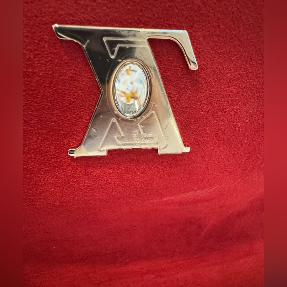 Louis Vuitton lock me Ever MM - Picture 13 of 15